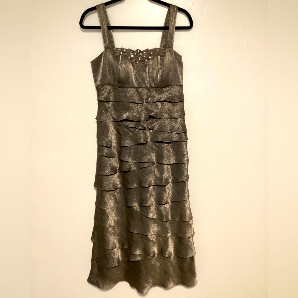 Ignite Evening Women Dress Size 6 Tires Ruffle Shimmer Cocktail Holiday Romantic